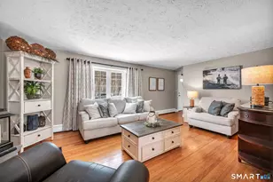 212 Old Stagecoach Rd, Meriden, CT 06450 - Photo 5