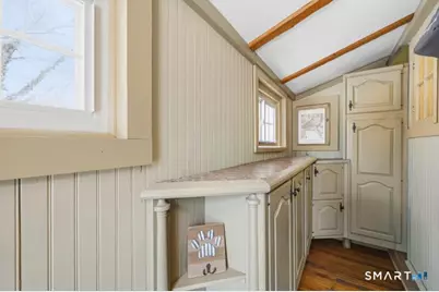402 Boston Street, Guilford, CT 06437 - Photo 9