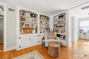 402 Boston St, Guilford, CT 06437 - Photo 15