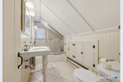 402 Boston Street, Guilford, CT 06437 - Photo 27