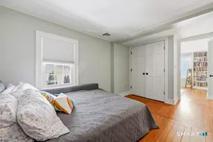 402 Boston St, Guilford, CT 06437 - Photo 17