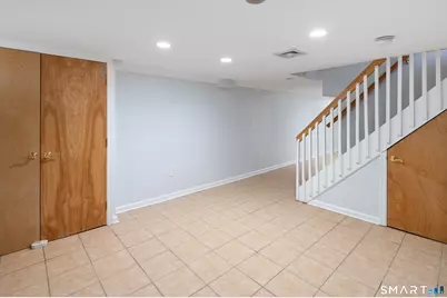 37 Gaymoor Drive, Stamford, CT 06907 - Photo 23