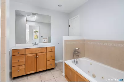 37 Gaymoor Drive, Stamford, CT 06907 - Photo 17