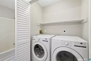 54 Rope Ferry Rd, Waterford, CT 06385 - Photo 25