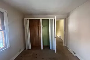 40 Houston St, Waterbury, CT 06704 - Photo 13