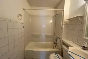 40 Houston St, Waterbury, CT 06704 - Photo 11