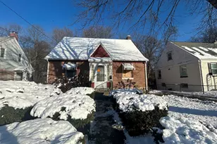 40 Houston St, Waterbury, CT 06704 - Photo 1