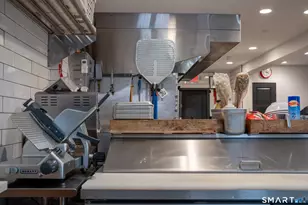 285 Main St, Wethersfield, CT 06109 - Photo 13