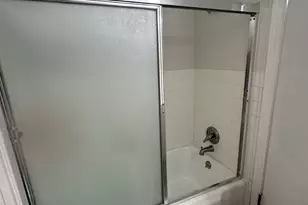 574 South Quaker Ln, West Hartford, CT 06110 - Photo 7