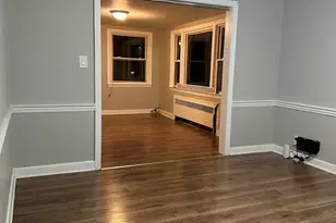 574 South Quaker Ln, West Hartford, CT 06110 - Photo 17