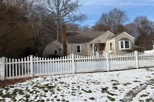 329 Bronson Rd, Fairfield, CT 06890 - Photo 23