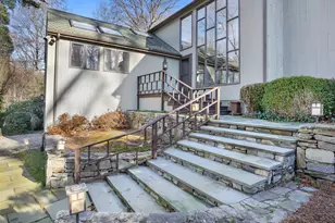 8 Bayberry Ridge Rd, Westport, CT 06880 - Photo 3