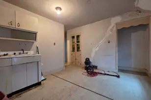 128 Portsea St, New Haven, CT 06519 - Photo 9