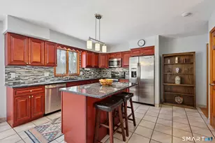 36 Bigelow Rd, New Fairfield, CT 06812 - Photo 7