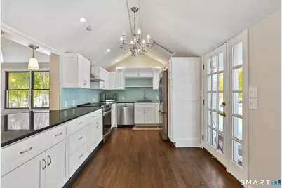 815 Valley Road, New Canaan, CT 06840 - Photo 7