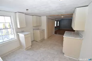 298 Naubuc Ave, Glastonbury, CT 06033 - Photo 17