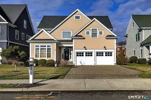 74 Platt St, Milford, CT 06460 - Photo 1