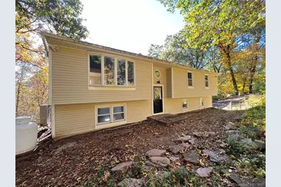 8 Wildwood Road, Portland, CT 06480 - Photo 1