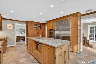 19 Robin Road, Woodbridge, CT 06525 - Photo 15