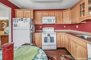 510 E Main St, Stratford, CT 06614 - Photo 11