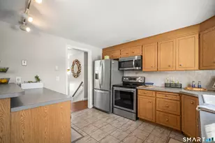 51 Barrett Rd, Enfield, CT 06082 - Photo 13