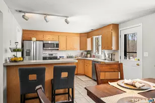 51 Barrett Rd, Enfield, CT 06082 - Photo 11