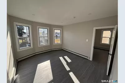 86 Waldorf Avenue, Bridgeport, CT 06605 - Photo 7