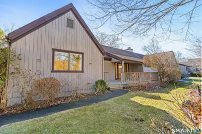 639 Onondaga Lane #B, Stratford, CT 06614 - Photo 3
