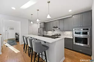 909 Tillinghast Dr, Oxford, CT 06478 - Photo 9