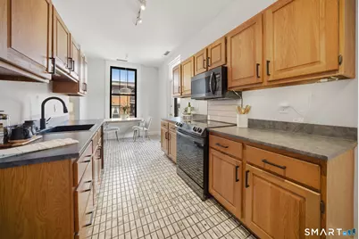 34 Charter Oak Place #4, Hartford, CT 06183 - Photo 5