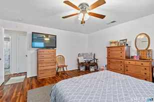 140 Thompson St, East Haven, CT 06513 - Photo 11