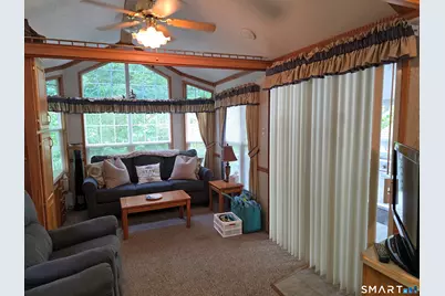 262 L-80 Shetucket Turnpike, Griswold, CT 06351 - Photo 13