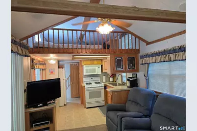 262 L-80 Shetucket Turnpike, Griswold, CT 06351 - Photo 15