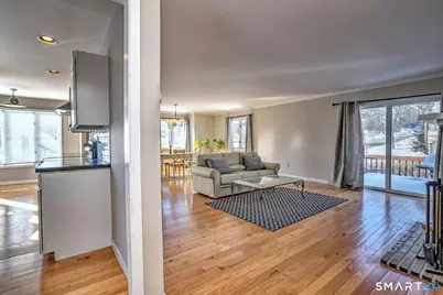 690 Forest Road #761, West Haven, CT 06516 - Photo 9