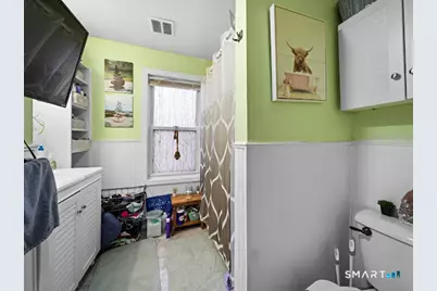 182 Broad Street, Norwich, CT 06360 - Photo 11