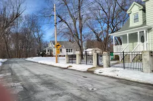 110 Darby St, Bloomfield, CT 06002 - Photo 39