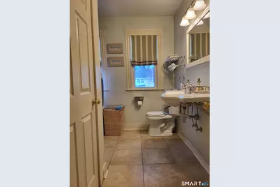 110 Darby Street, Bloomfield, CT 06002 - Photo 7