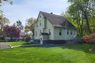 110 Darby St, Bloomfield, CT 06002 - Photo 39