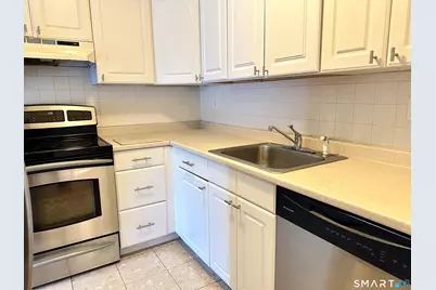 168 Belltown Road #30, Stamford, CT 06905 - Photo 5