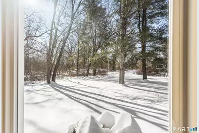 126 Hopmeadow Street #APT 3H, Simsbury, CT 06089 - Photo 17