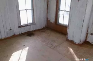 34 Woodbridge Ave, East Hartford, CT 06108 - Photo 9