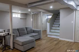 33 Sands Pl, Stratford, CT 06615 - Photo 19