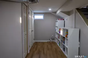 33 Sands Pl, Stratford, CT 06615 - Photo 21