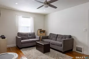 33 Sands Pl, Stratford, CT 06615 - Photo 5