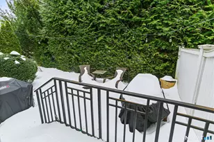 127 Spruce St, Fairfield, CT 06890 - Photo 33