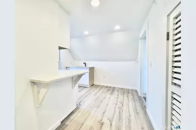 44 Highview Avenue #3, Stamford, CT 06907 - Photo 3