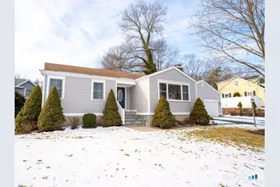 15 Ridgebrook Drive, Bridgeport, CT 06606 - Photo 5