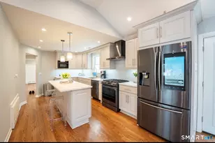 15 Ridgebrook Dr, Bridgeport, CT 06606 - Photo 11