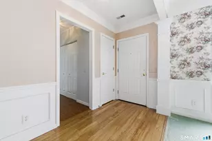 12 Beechwood Dr, Waterford, CT 06385 - Photo 5