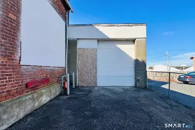 27 Kimberly Avenue #2, West Haven, CT 06516 - Photo 3